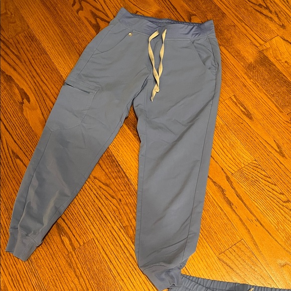 Figs High-Waisted Blue Pants 3 in all two are size small and one is XS/P - Picture 5 of 5